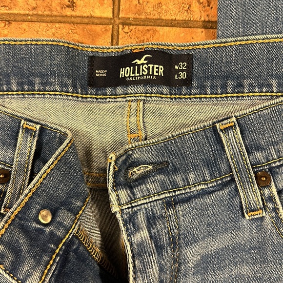 Jeans - Picture 2 of 3